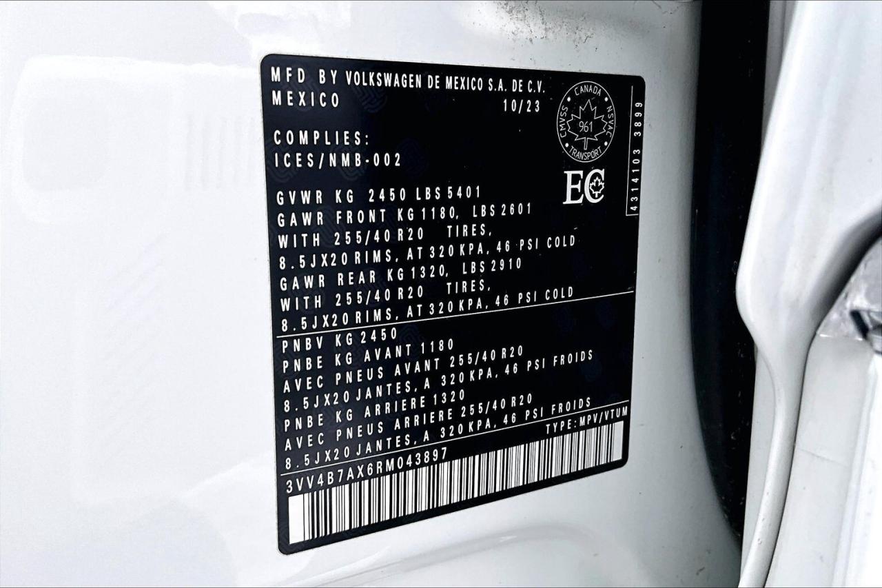 2024 Volkswagen Tiguan Highline R-Line | Vented Leather | Panoroof | AWD Photo