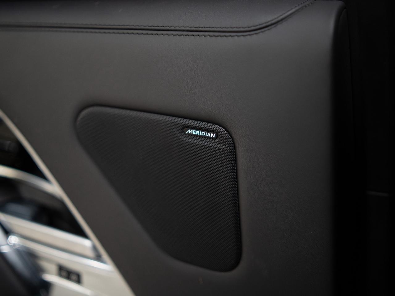 2023 Land Rover Range Rover P530 | LWB | 7 PASS | ENTERTAINMENT PKG | 23 IN Photo