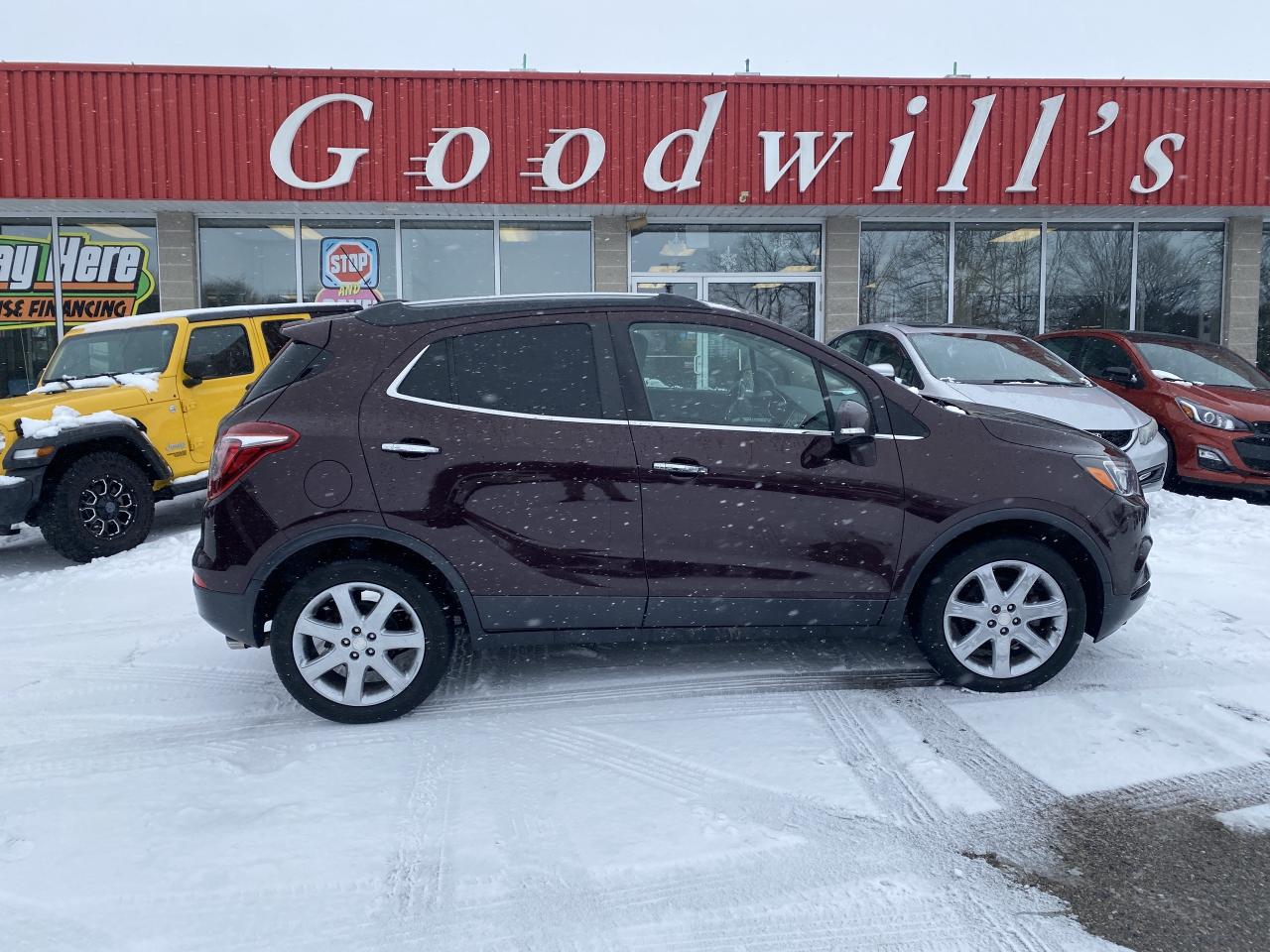 2017 Buick Encore ESSENCE, HEATED LEATHER, SUNROOF, REMOTE START!