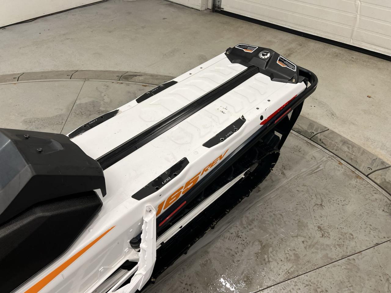 2017 Ski-Doo Summit X HEATED GRIPS |RAS SUSPENSION |BREMBO |165IN TRACK Photo