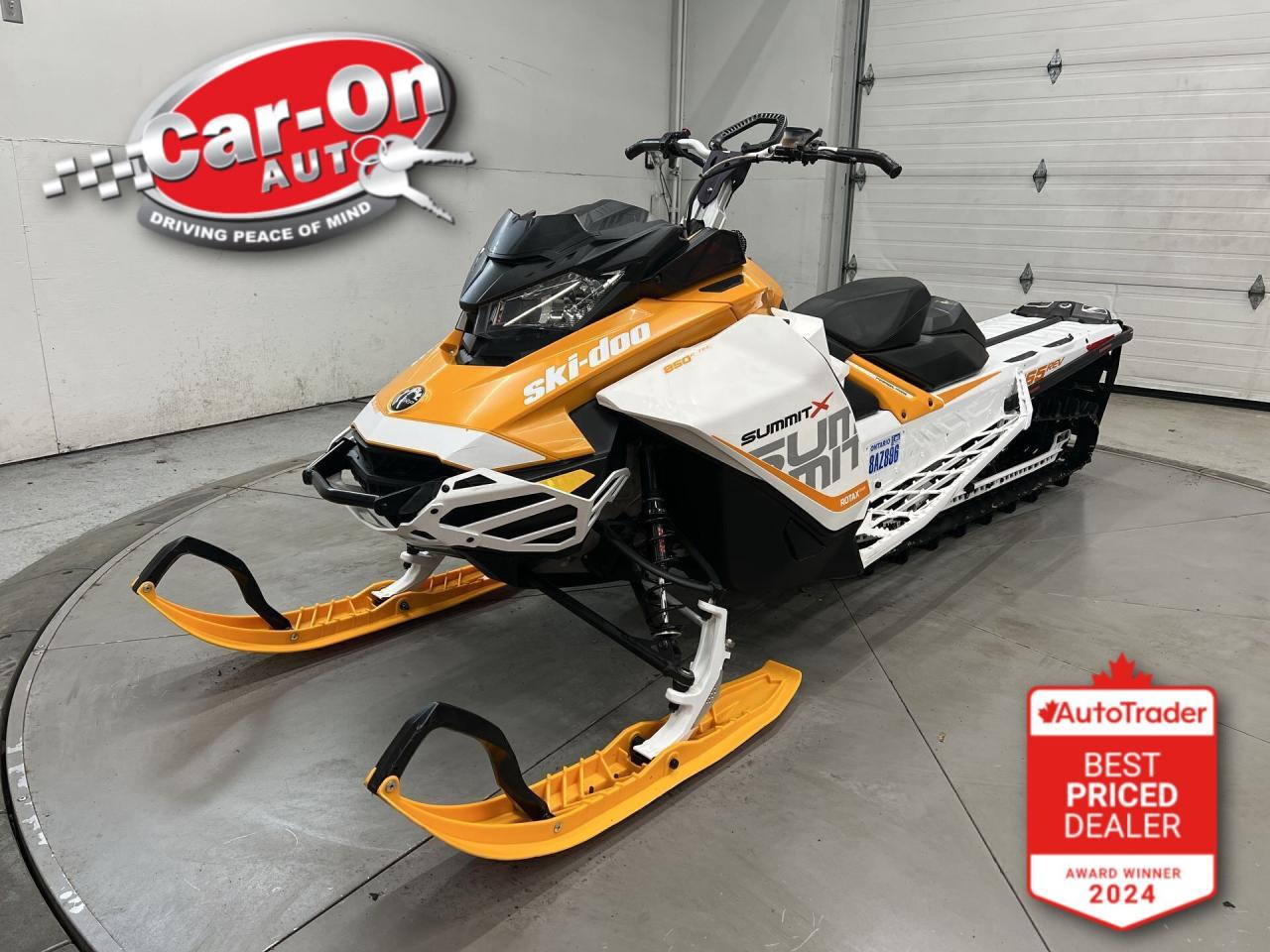 Summit X 850 ETEC W/ 165 HP!! Heated throttle & grips, RAS 3 front suspension & tMotion rear suspension, pDrive clutch w/ clickers, RER electric reverse system, Brembo braided racing brake w/ stainless-steel brake line, 165-inch PowderMax FlexEdge track!! FINANCING AVAILABLE!!