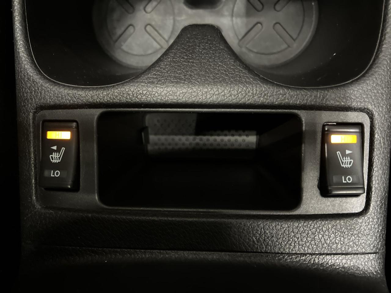 2014 Nissan Rogue SV AWD | PANO ROOF | HTD SEATS | ALLOYS | REAR CAM Photo