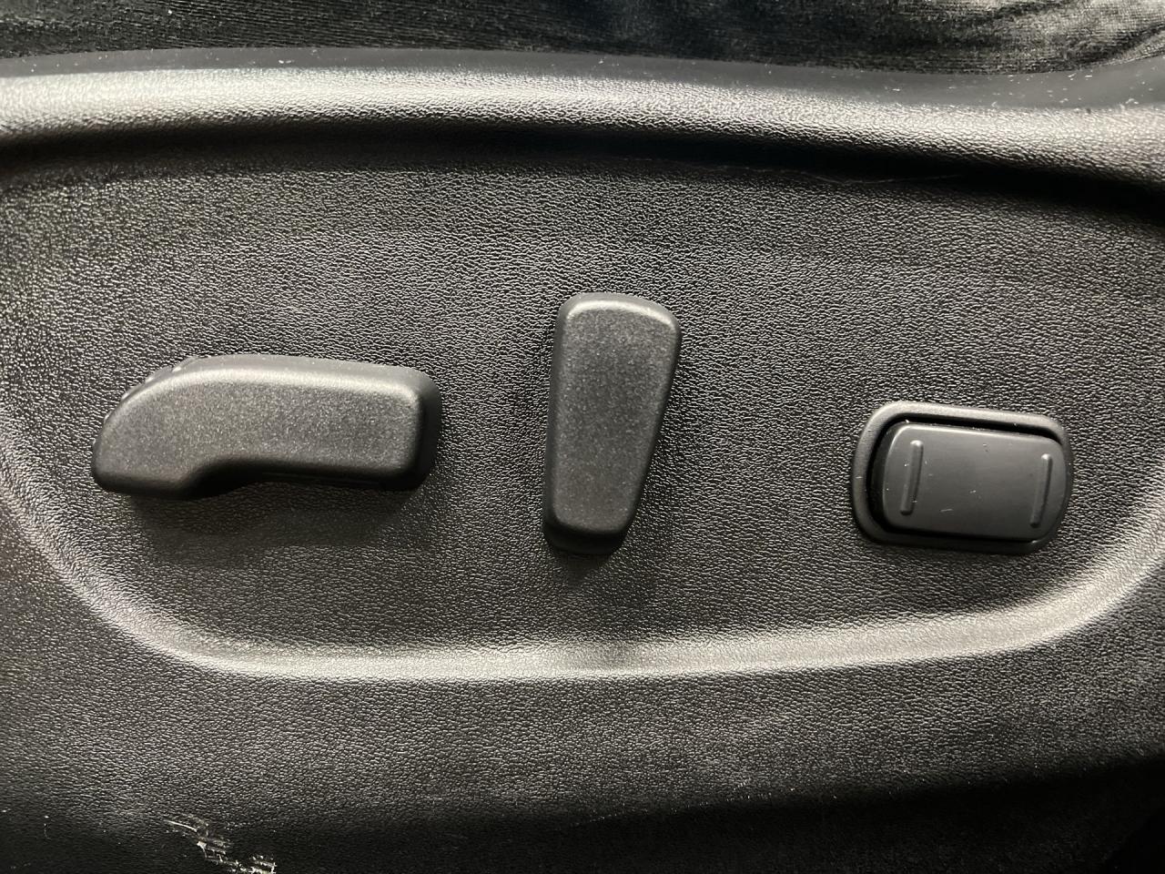 2014 Nissan Rogue SV AWD | PANO ROOF | HTD SEATS | ALLOYS | REAR CAM Photo