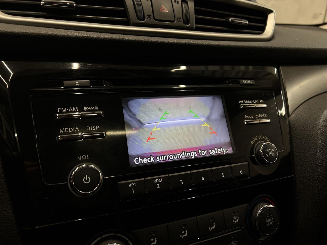 2014 Nissan Rogue SV AWD | PANO ROOF | HTD SEATS | ALLOYS | REAR CAM Photo