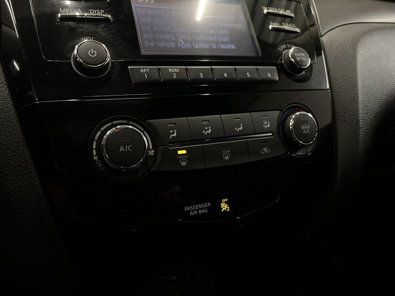 2014 Nissan Rogue SV AWD | PANO ROOF | HTD SEATS | ALLOYS | REAR CAM Photo