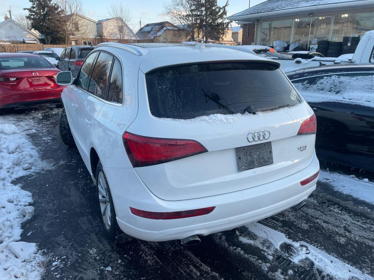 2014 Audi Q5 2.0L Progressiv *1 OWNER, MOONROOF, HEATED SEATS* Photo
