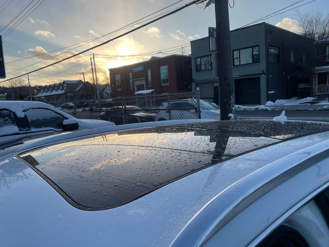 2014 Audi Q5 2.0L Progressiv *1 OWNER, MOONROOF, HEATED SEATS* Photo