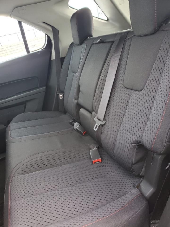 2013 Chevrolet Equinox LS Front-wheel Drive Sport Utility Automatic Photo