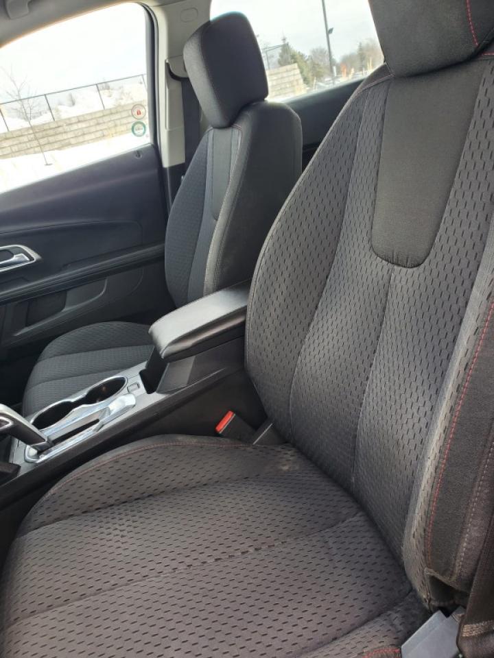 2013 Chevrolet Equinox LS Front-wheel Drive Sport Utility Automatic Photo