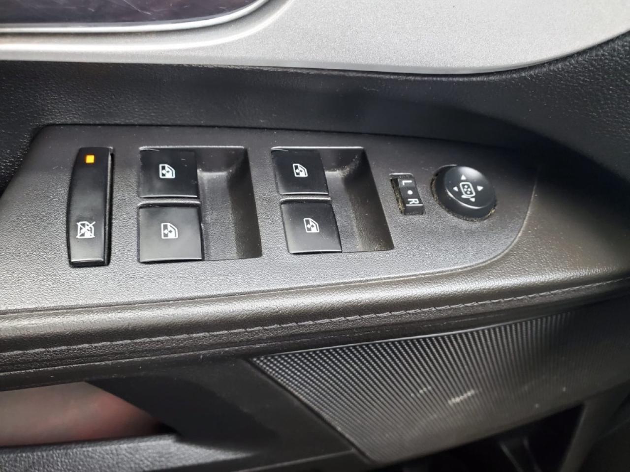 2013 Chevrolet Equinox LS Front-wheel Drive Sport Utility Automatic Photo