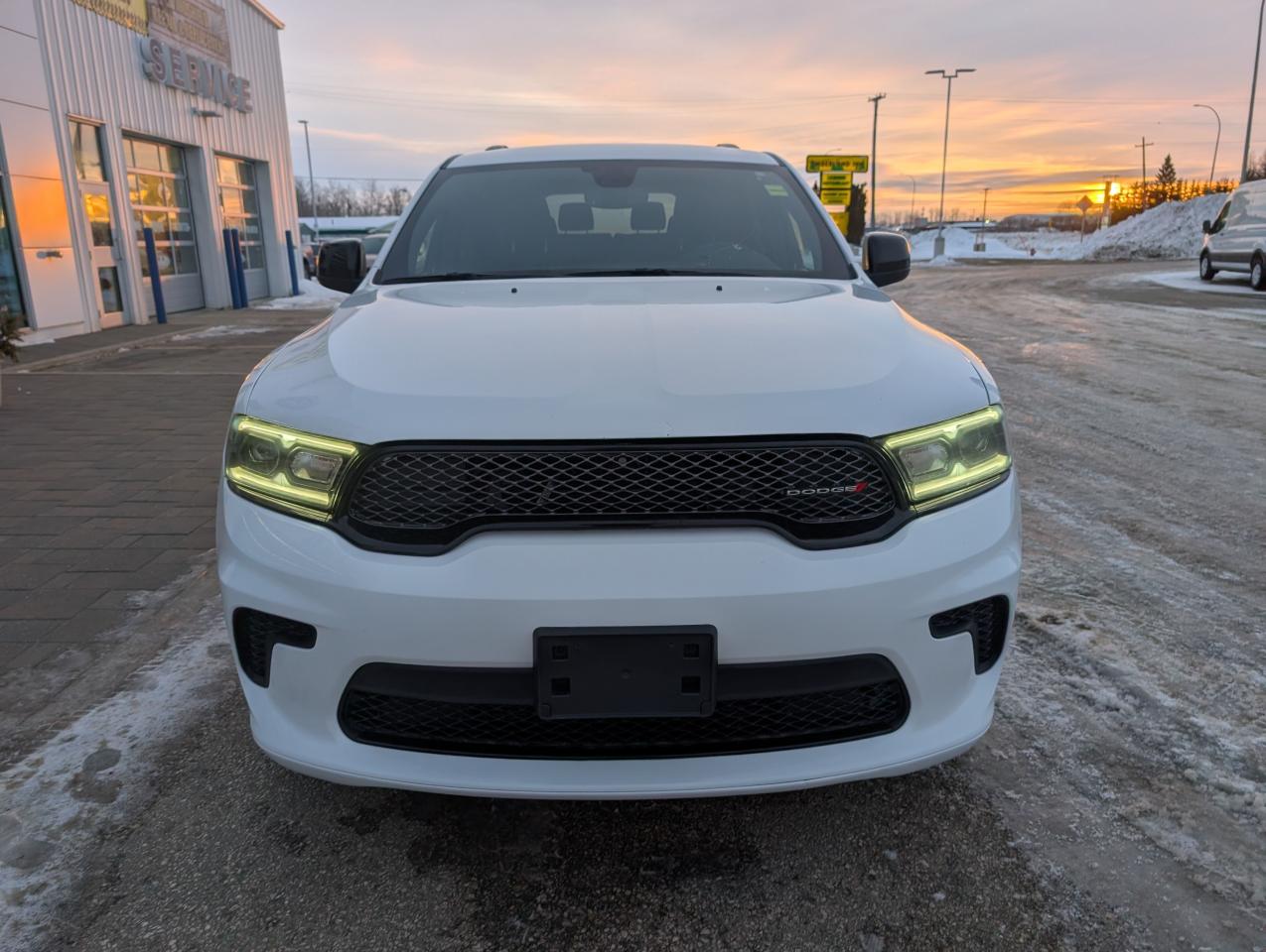2023 Dodge Durango SXT Photo2