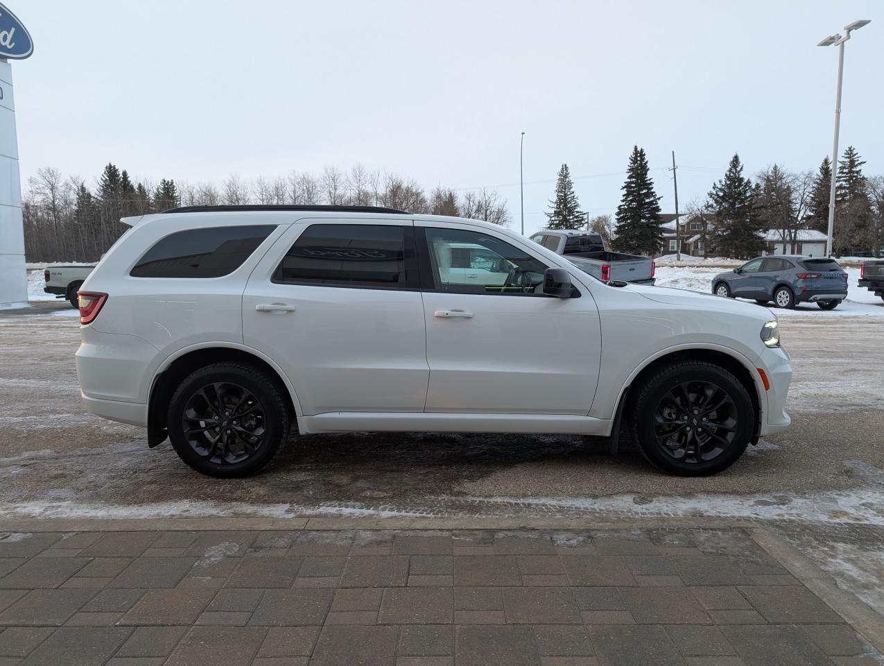 2023 Dodge Durango SXT Photo4