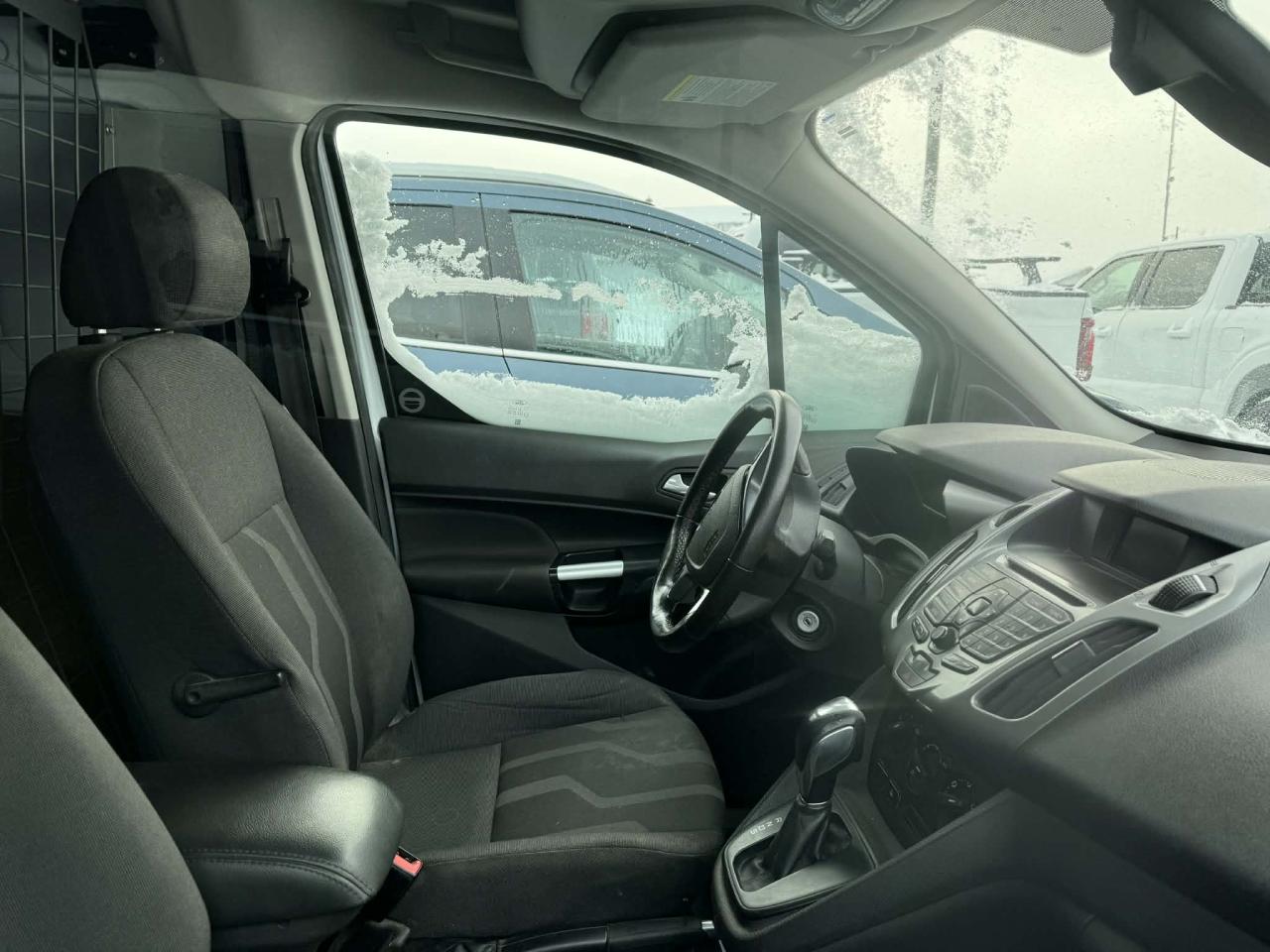 2018 Ford Transit Connect XLT Photo5