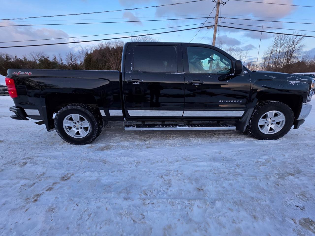 2017 Chevrolet Silverado 1500 LT Photo