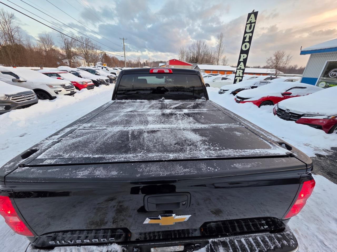 2017 Chevrolet Silverado 1500 LT Photo