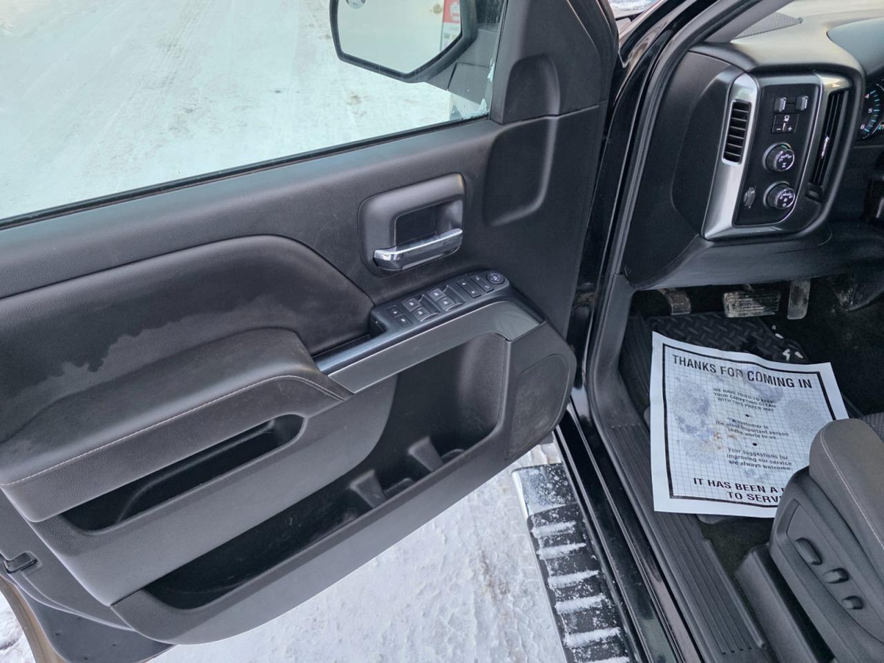 2017 Chevrolet Silverado 1500 LT Photo