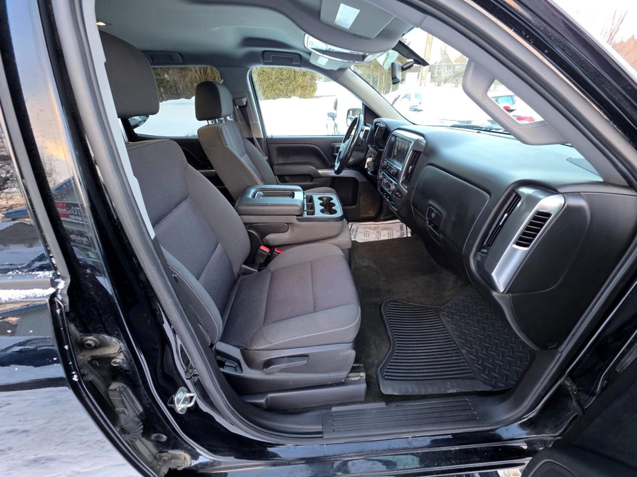 2017 Chevrolet Silverado 1500 LT Photo