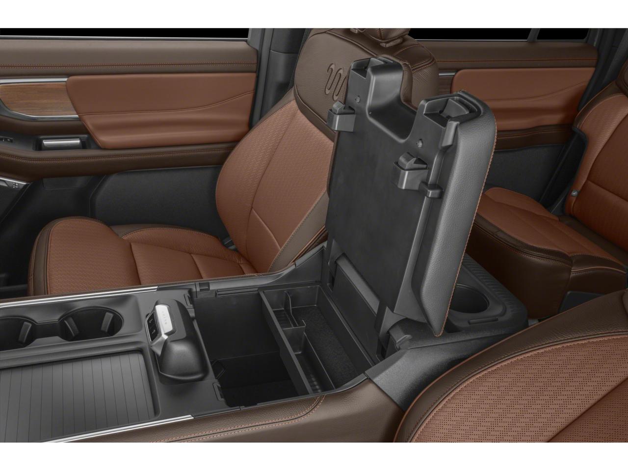 2026 Ford Expedition King Ranch Max Photo