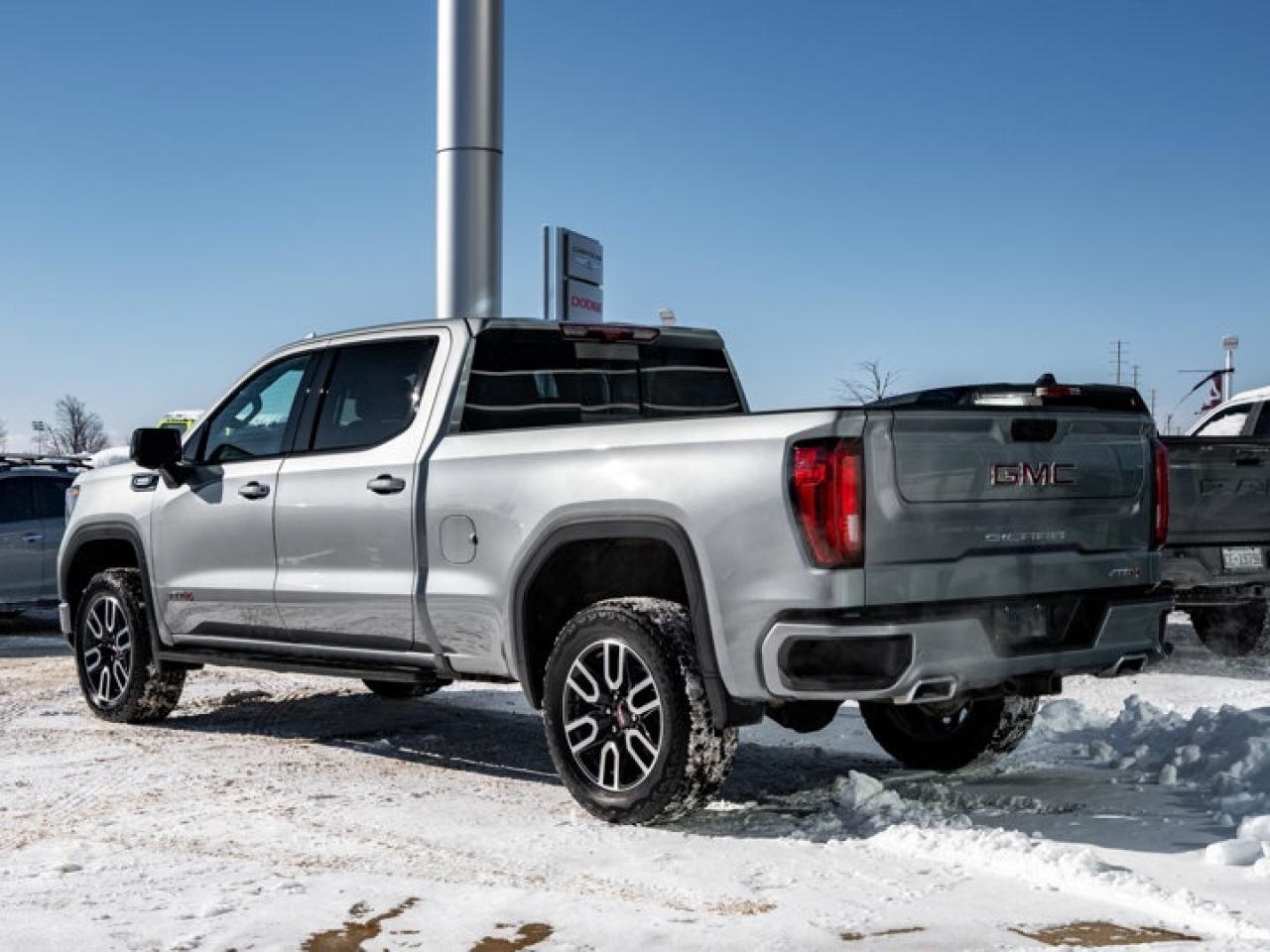 2025 GMC Sierra 1500 AT4 Photo