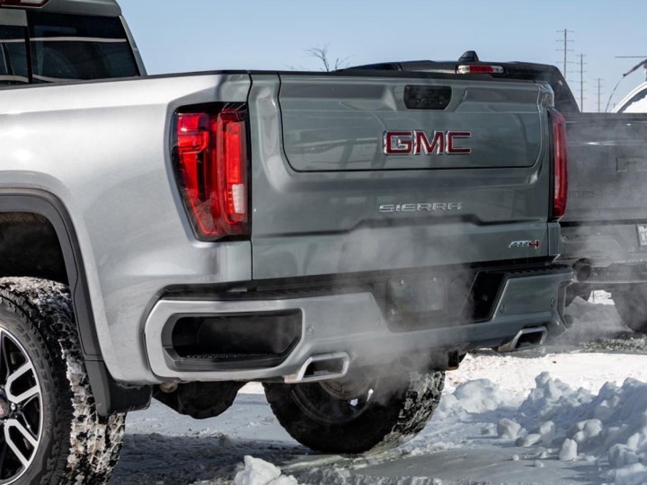2025 GMC Sierra 1500 AT4 Photo