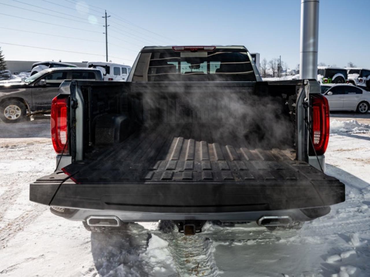 2025 GMC Sierra 1500 AT4 Photo