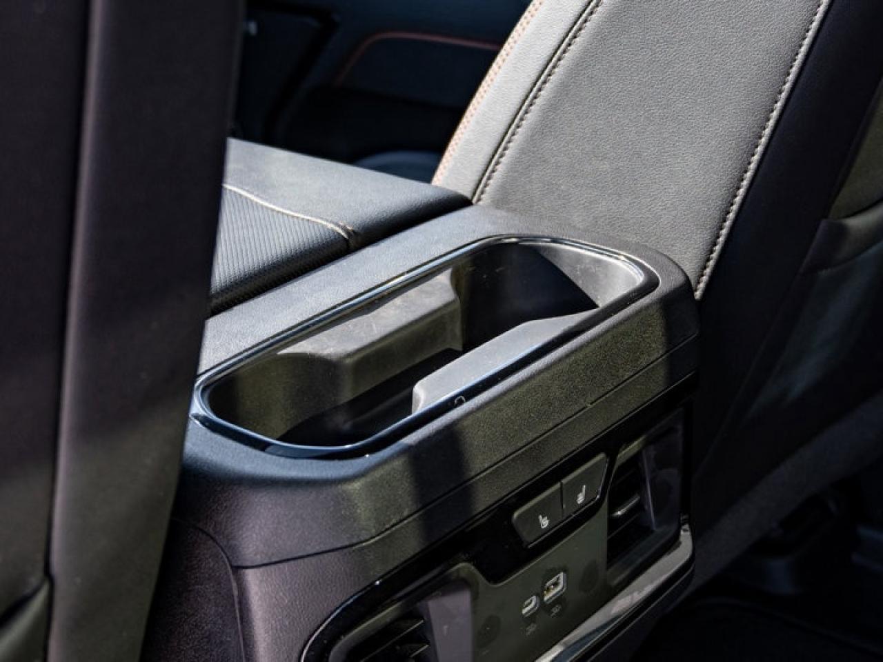 2025 GMC Sierra 1500 AT4 Photo