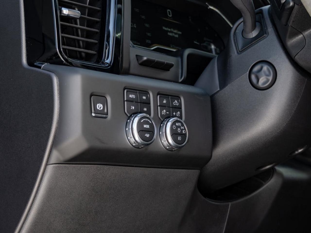 2025 GMC Sierra 1500 AT4 Photo