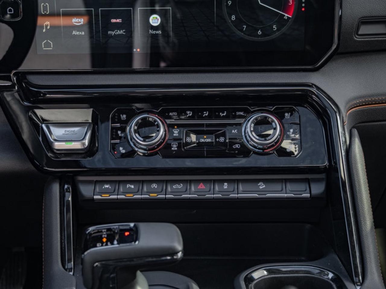 2025 GMC Sierra 1500 AT4 Photo