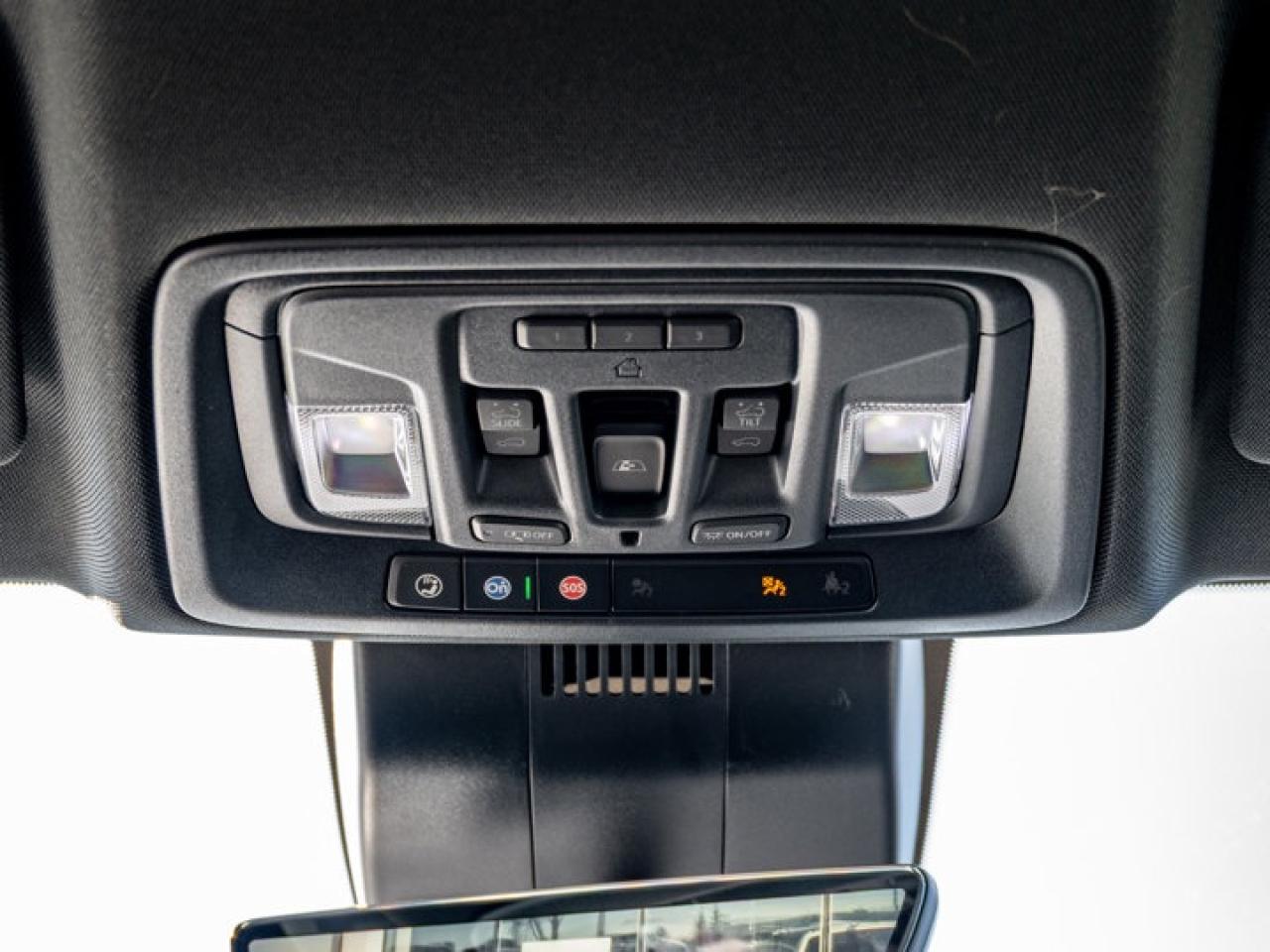 2025 GMC Sierra 1500 AT4 Photo