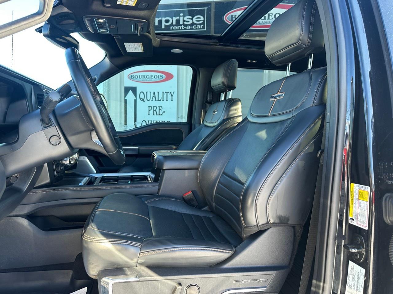 2023 Ford F-250 Super Duty SRW PLATINUM 4WD CREW CAB 6.75' BOX Photo