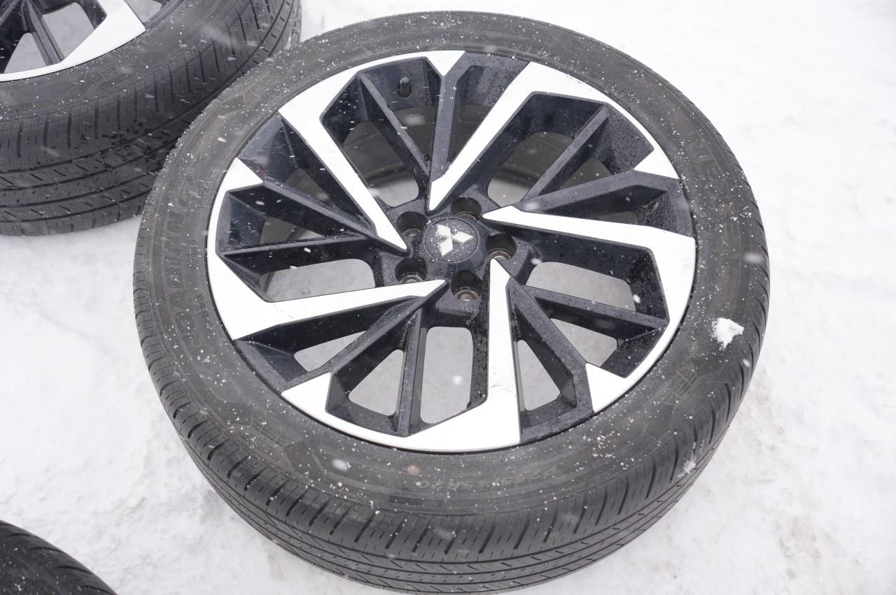 2023 Mitsubishi Outlander Phev SEL S-AWC Photo