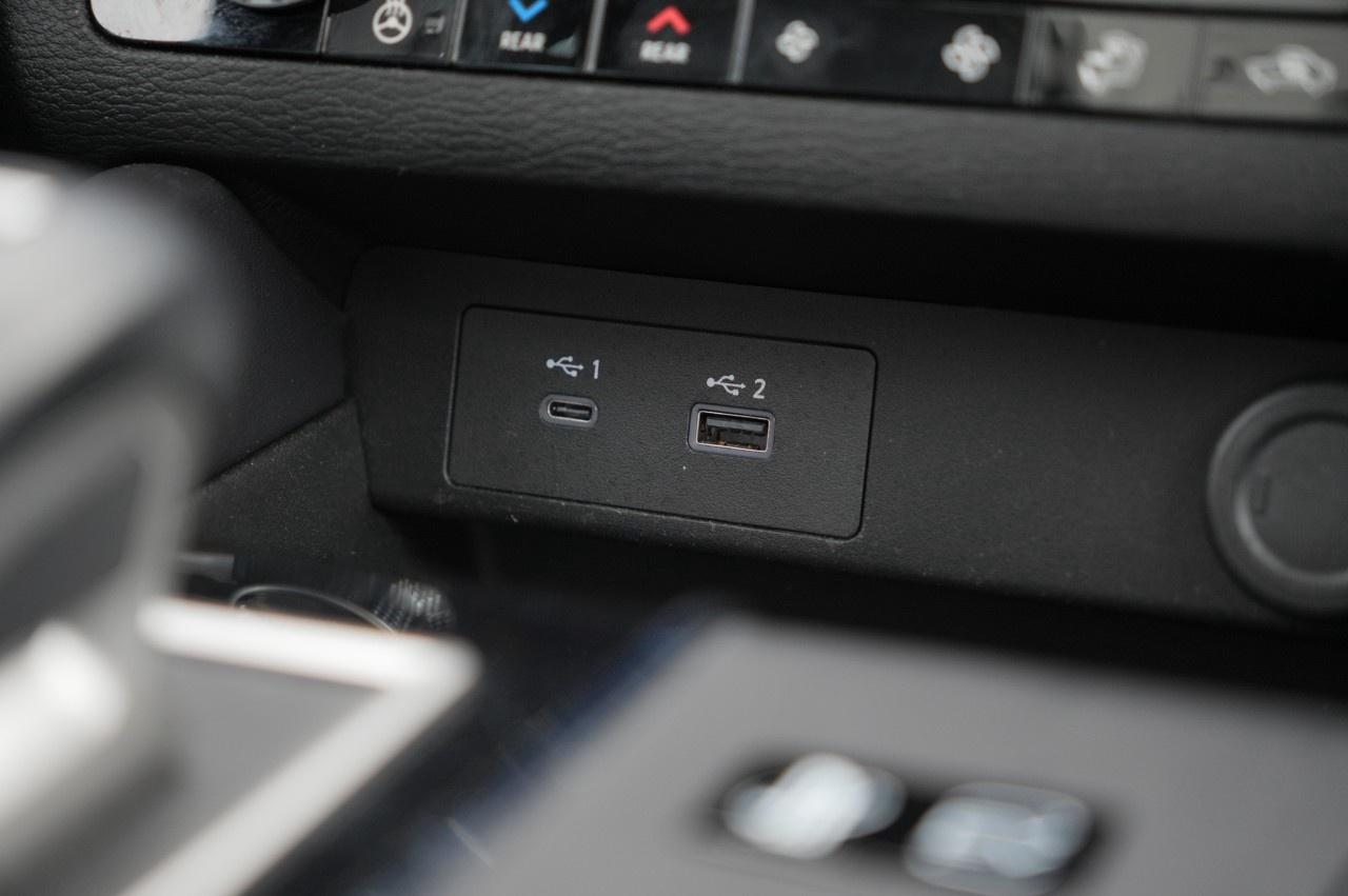 2023 Mitsubishi Outlander Phev SEL S-AWC Photo