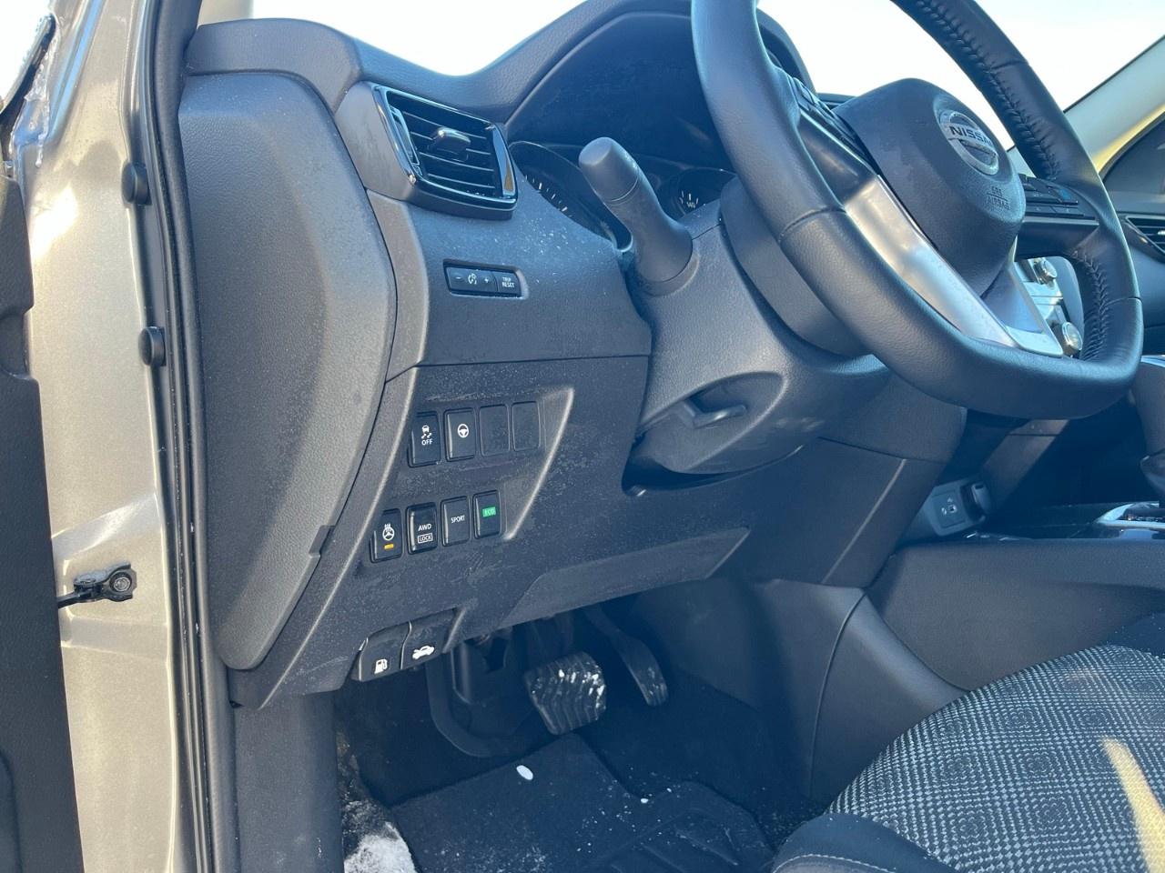 2023 Nissan Qashqai AWD SV CVT Photo