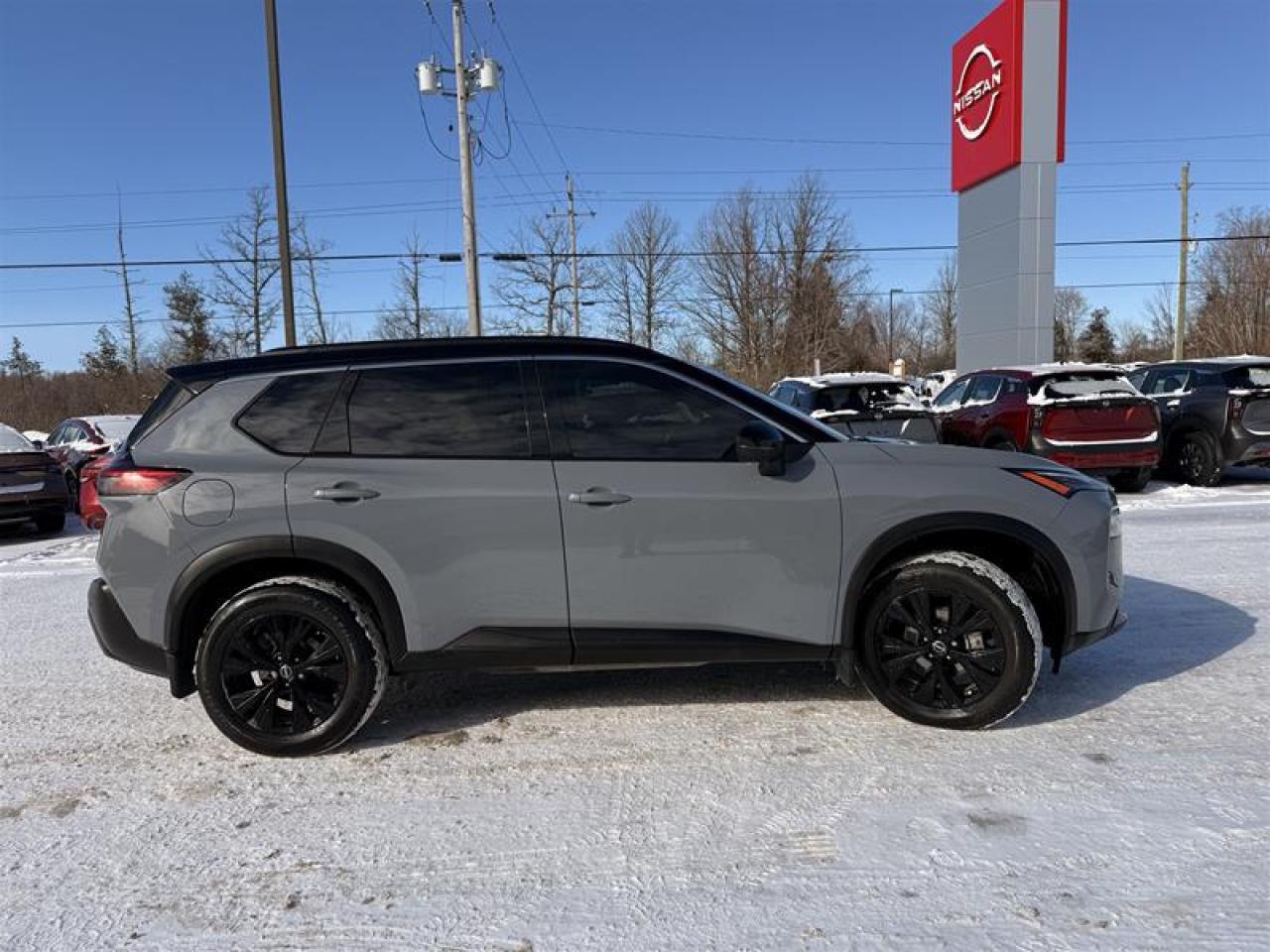 2023 Nissan Rogue SV Midnight Edition AWD CVT Photo3