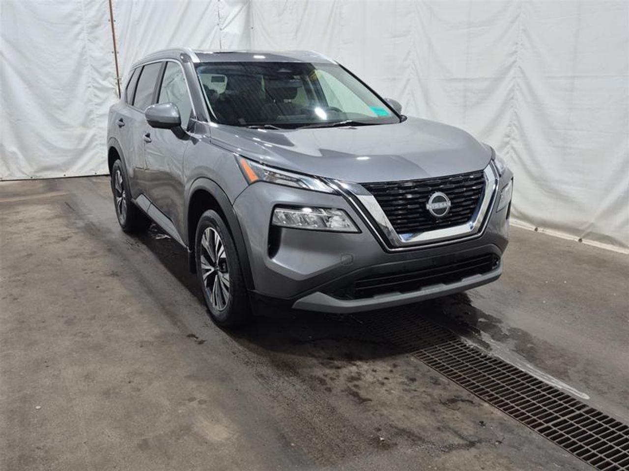 2023 Nissan Rogue SV AWD CVT (2) Photo