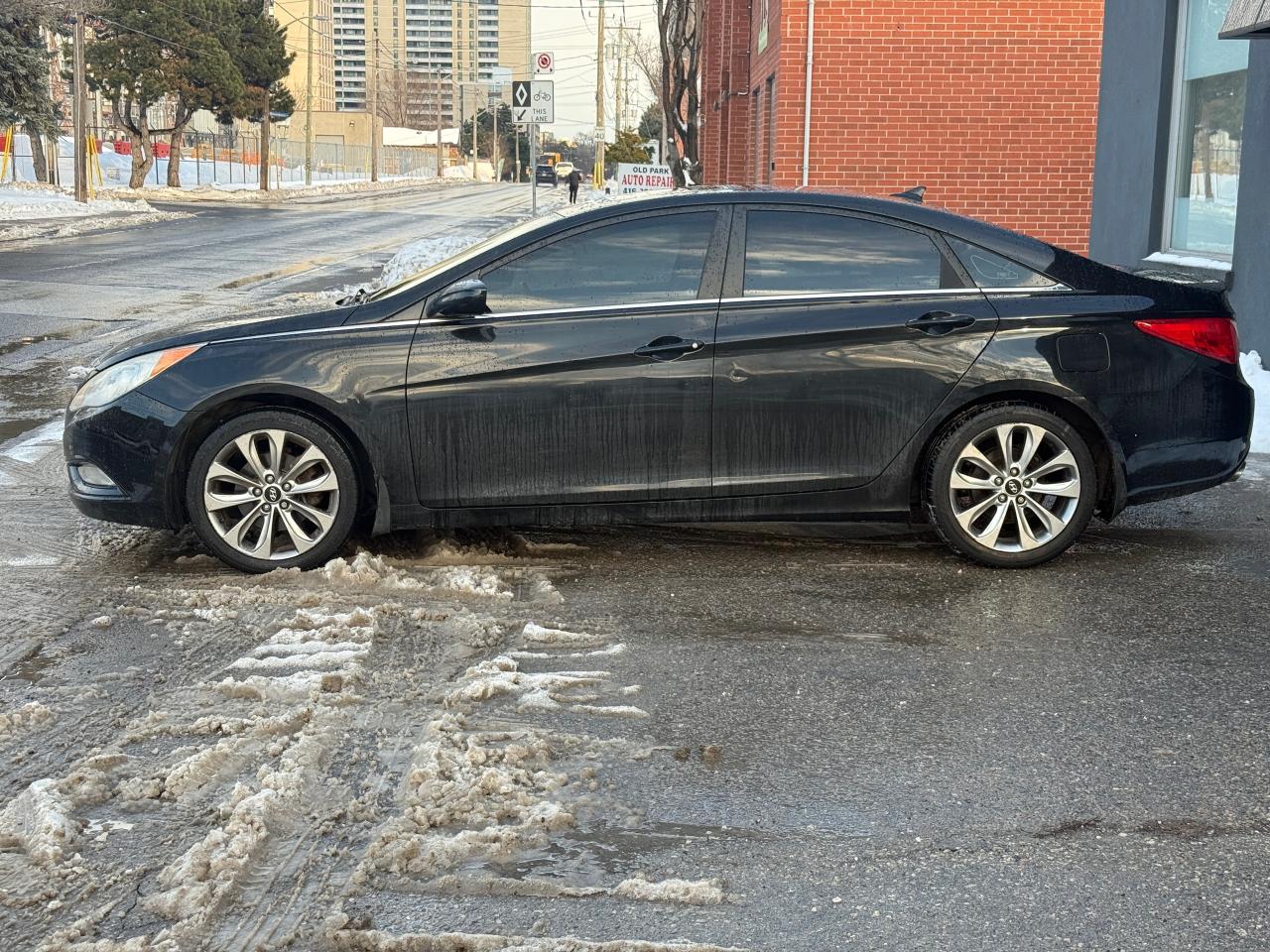 2013 Hyundai Sonata SE Photo