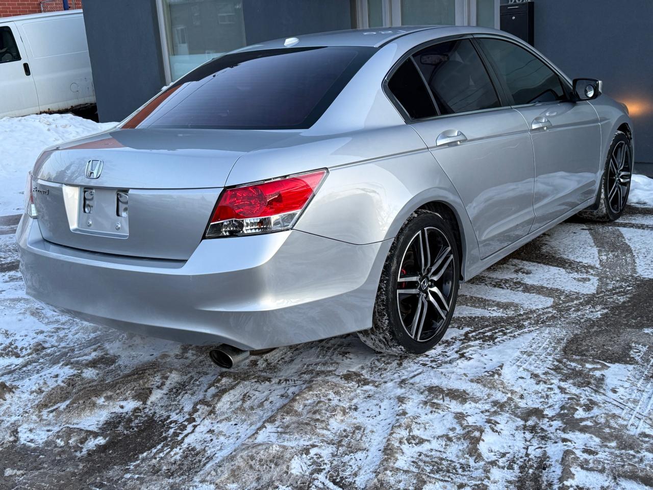 2010 Honda Accord EX-L Photo