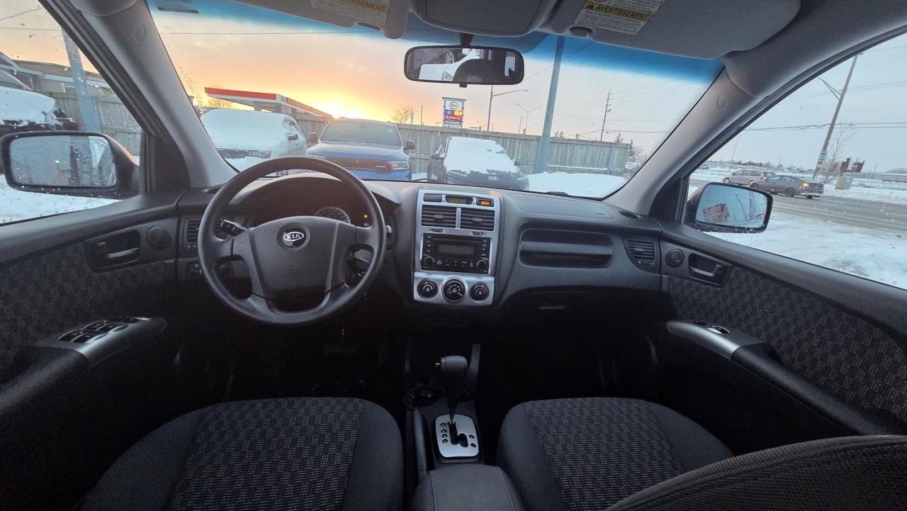 2006 Kia Sportage LX V6, ONLY 66KMS, WELL MAINTAINED, CERTIFIED Photo