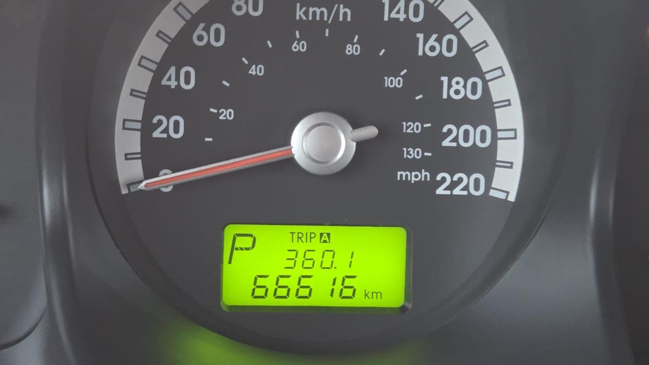 2006 Kia Sportage LX V6, ONLY 66KMS, WELL MAINTAINED, CERTIFIED Photo