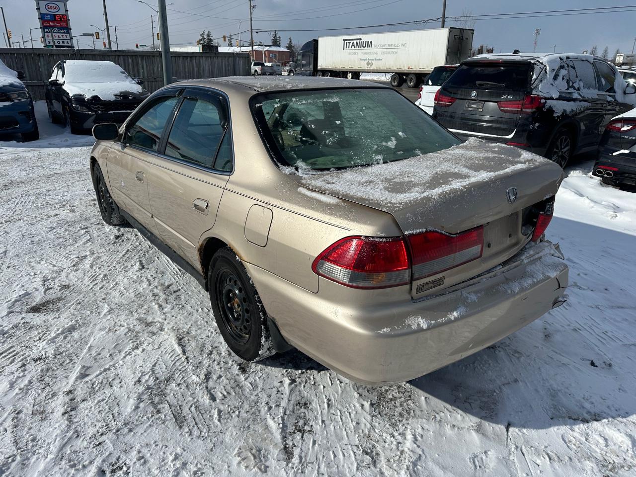 2002 Honda Accord SE, RUNS GREAT, REAR END DAMAGE, AS IS Photo2
