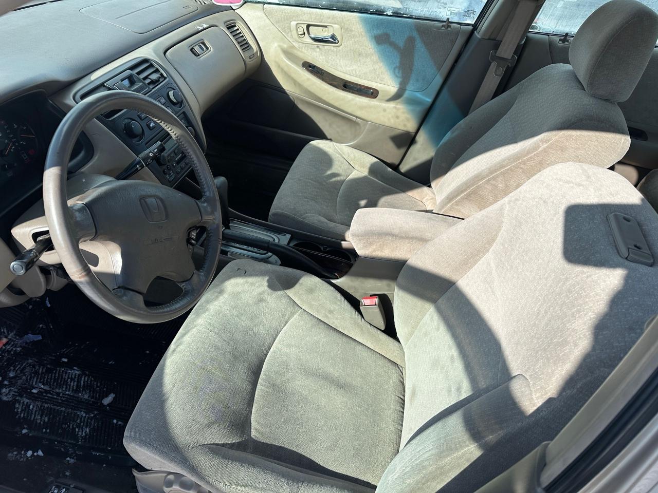 2002 Honda Accord SE, RUNS GREAT, REAR END DAMAGE, AS IS Photo