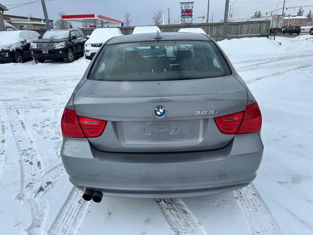2011 BMW 3 Series 323i, WELL MAINTAINED, CERTIFIED Photo