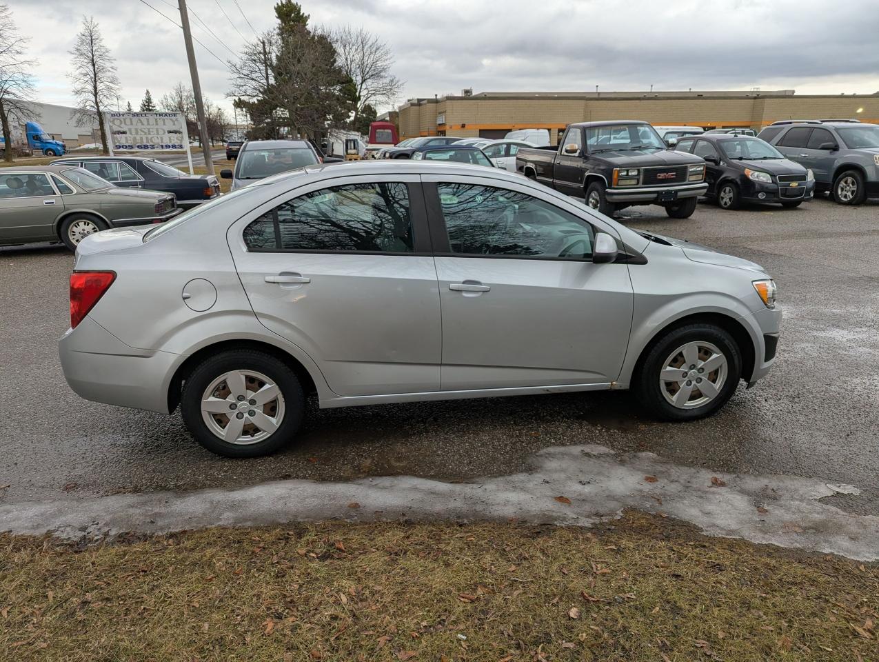 2012 Chevrolet Sonic "Gas MISER" certified + FREE 6M warranty Photo2