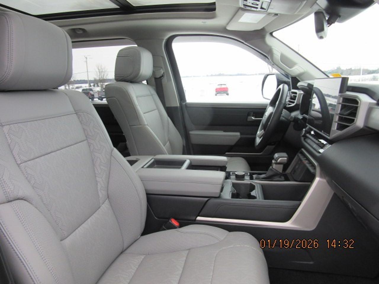 2024 Toyota Tundra Limited  Photo