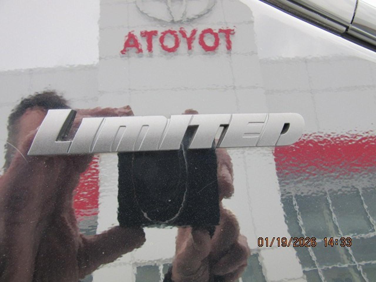 2024 Toyota Tundra Limited  Photo