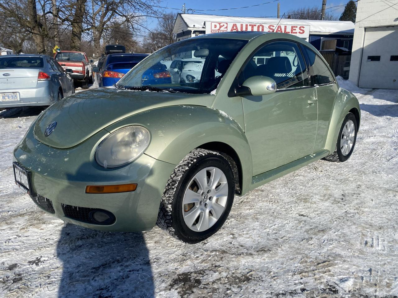 2008 Volkswagen New Beetle Low KM/Gas Saver/Leather/Sunroof/Htd Seats - Photo #1