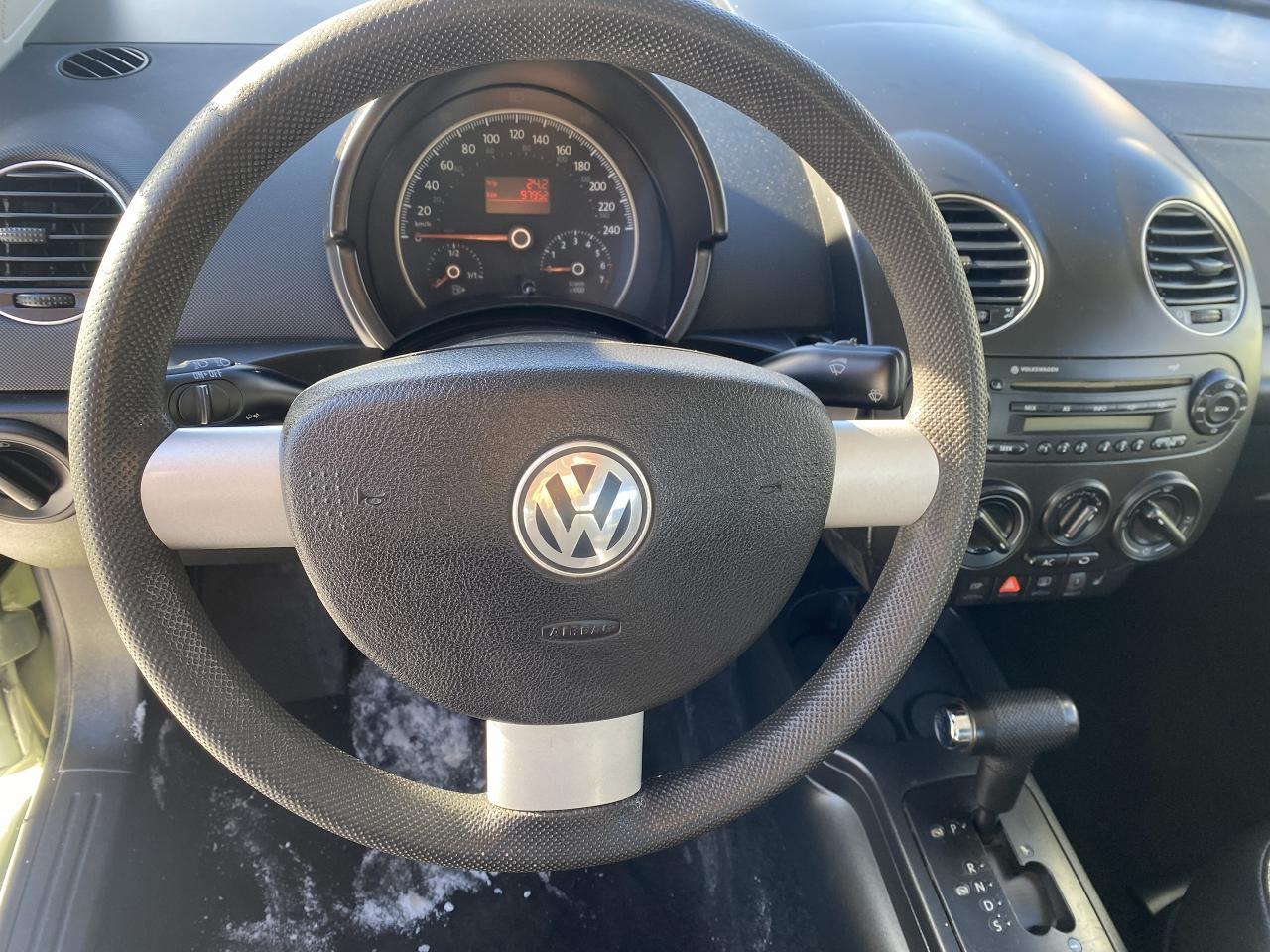 2008 Volkswagen New Beetle Low KM/Gas Saver/Leather/Sunroof/Htd Seats Photo