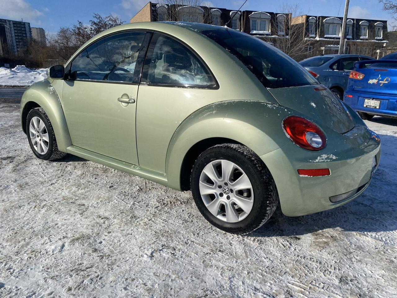 2008 Volkswagen New Beetle Low KM/Gas Saver/Leather/Sunroof/Htd Seats Photo