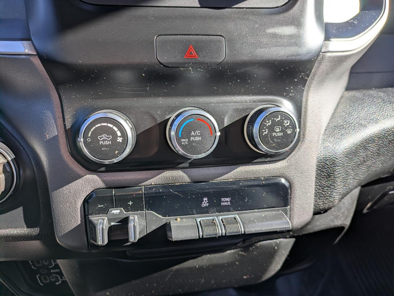 2019 RAM 3500 Big Horn 4x4 Crew Cab 8' Box Photo