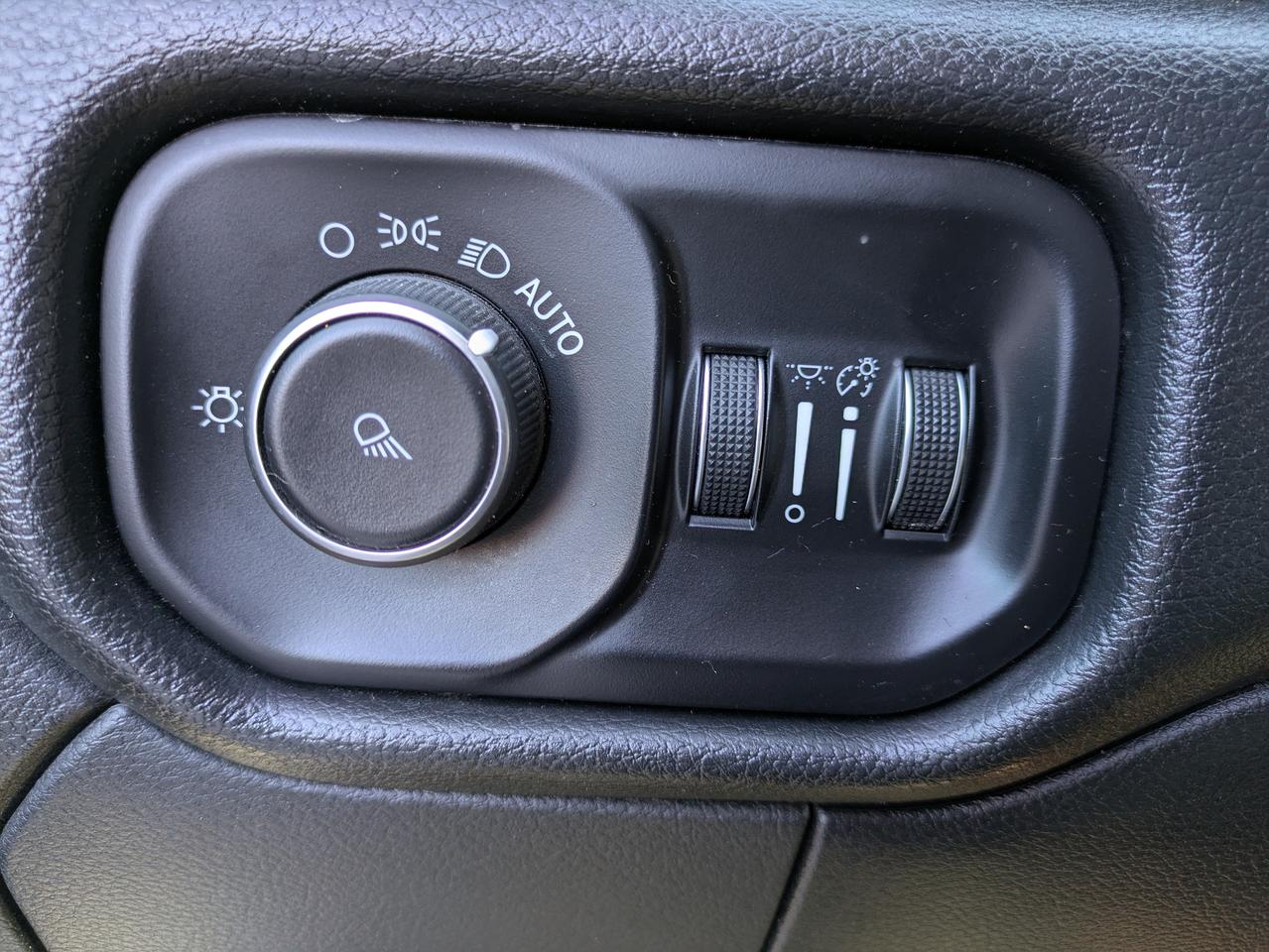 2019 RAM 3500 Big Horn 4x4 Crew Cab 8' Box Photo